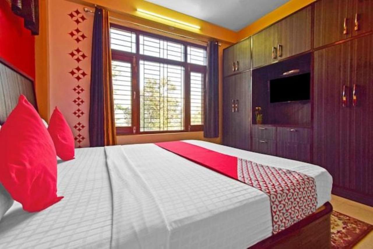 King Room with Mountain View