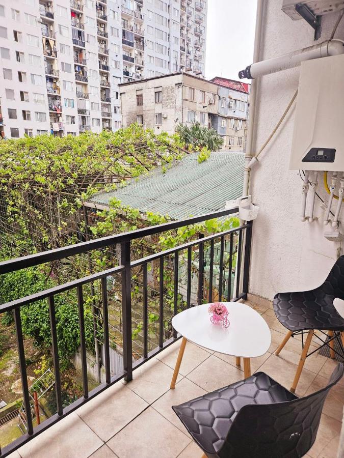 Old batumi apartmentss - B&B Batum