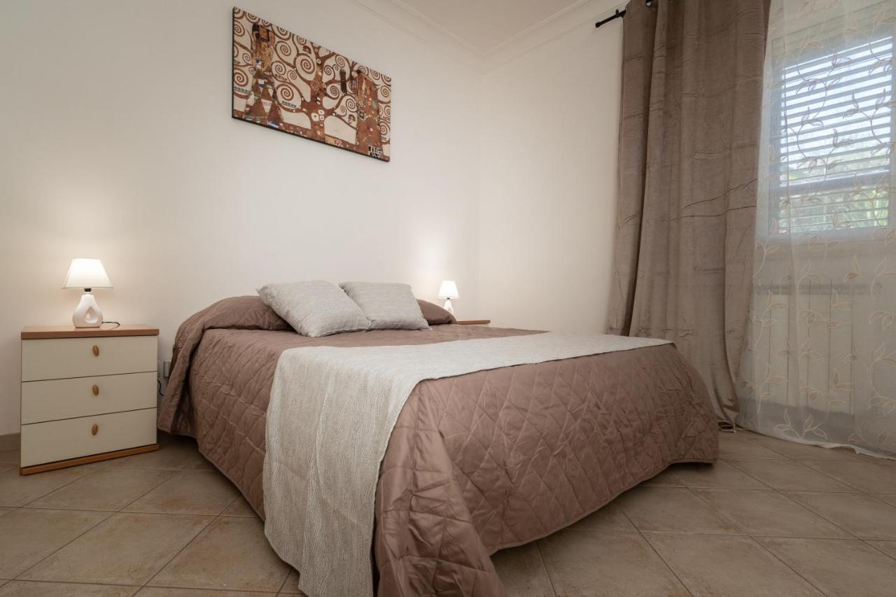 Appartamento con 3 Camere da Letto