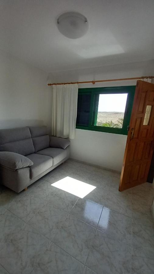 Uviya 2 - B&B Famara