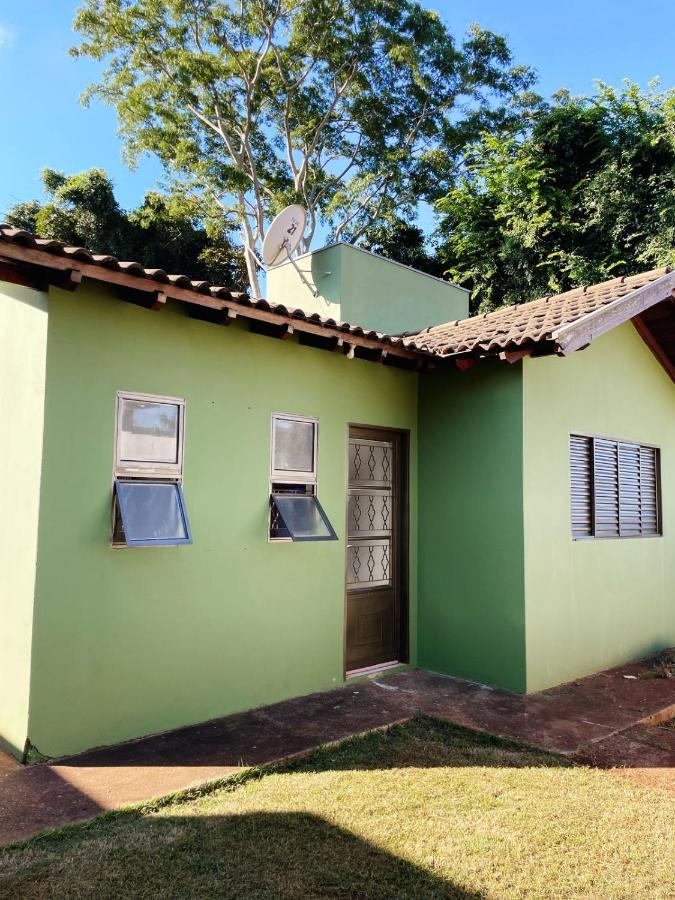 Sua casa em Dourados - B&B