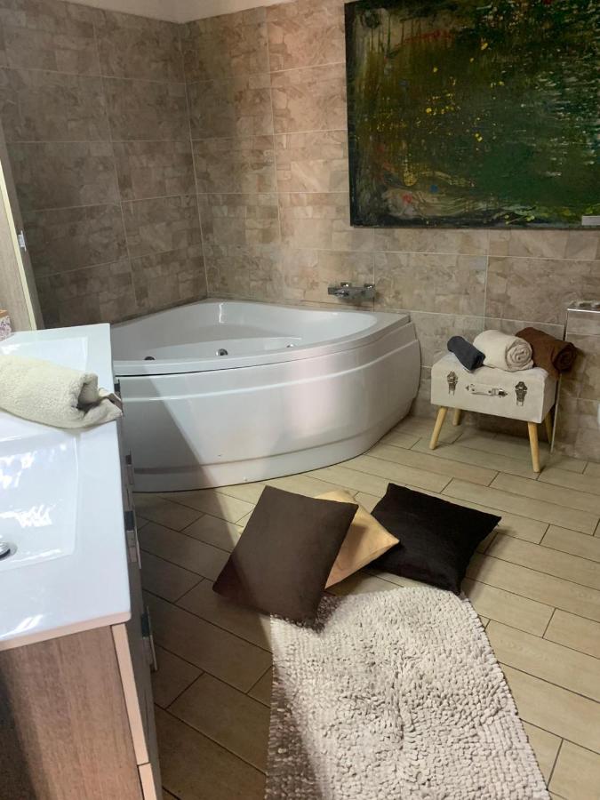 Casa dell'Artista - B&B Luino