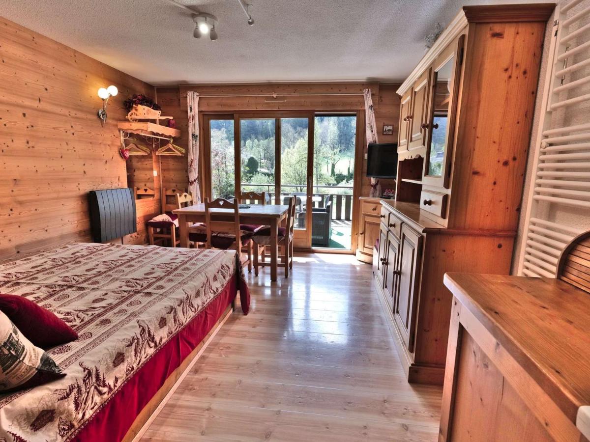 Charmant Studio Montagne Rénové, 4 Pers, Balcon Sud, Proche Centre - FR-1-458-106 - Chambres d’hôtes