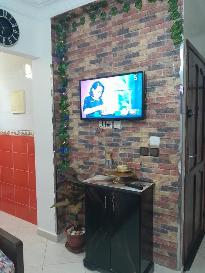 rue 3 av kadi ayad et 2 ap 11 martil - Bed and Breakfast Mdiq