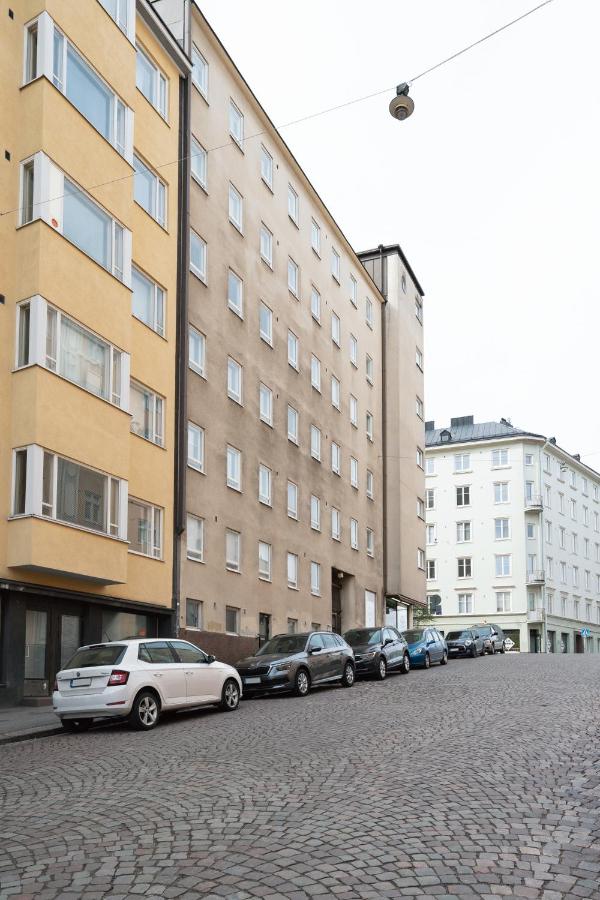 Comfy Top Floor Studio Apt in Centre of Helsinki - Ferienwohnung Helsinki