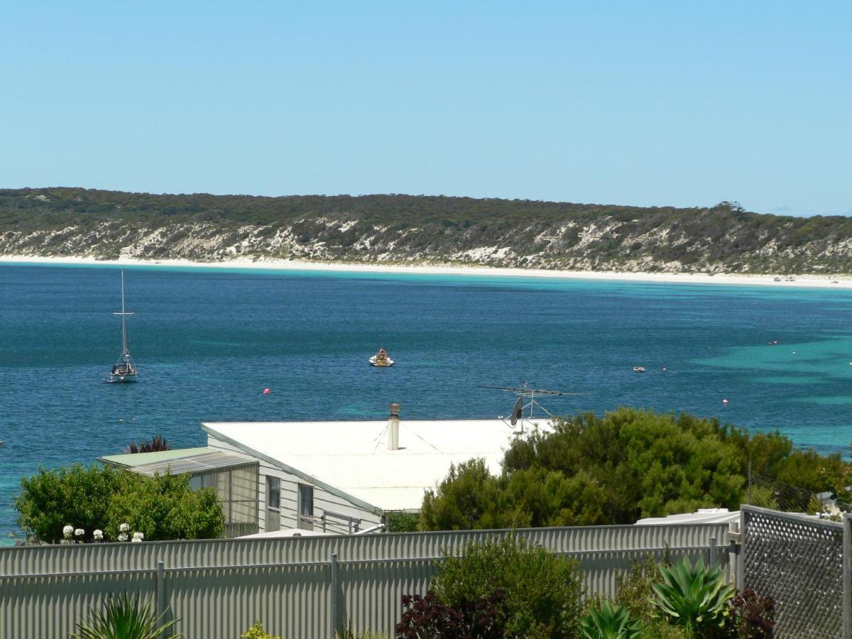 B&B Emu Bay - Fareview Beach House - Bed and Breakfast Emu Bay