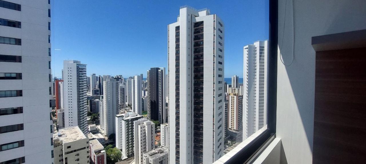 Deluxe One-Bedroom Apartment