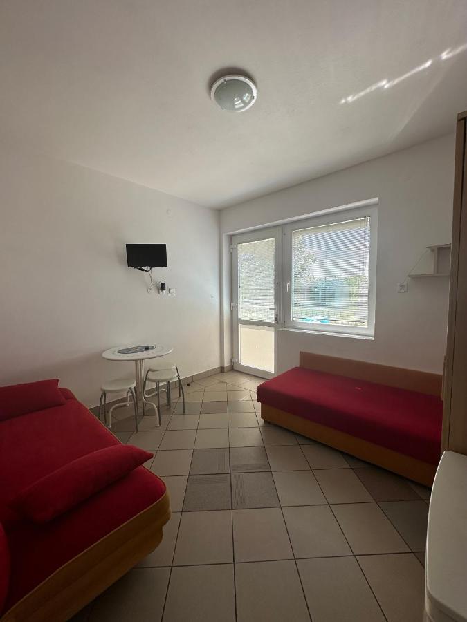 Dzika Róża - B&B Karwia