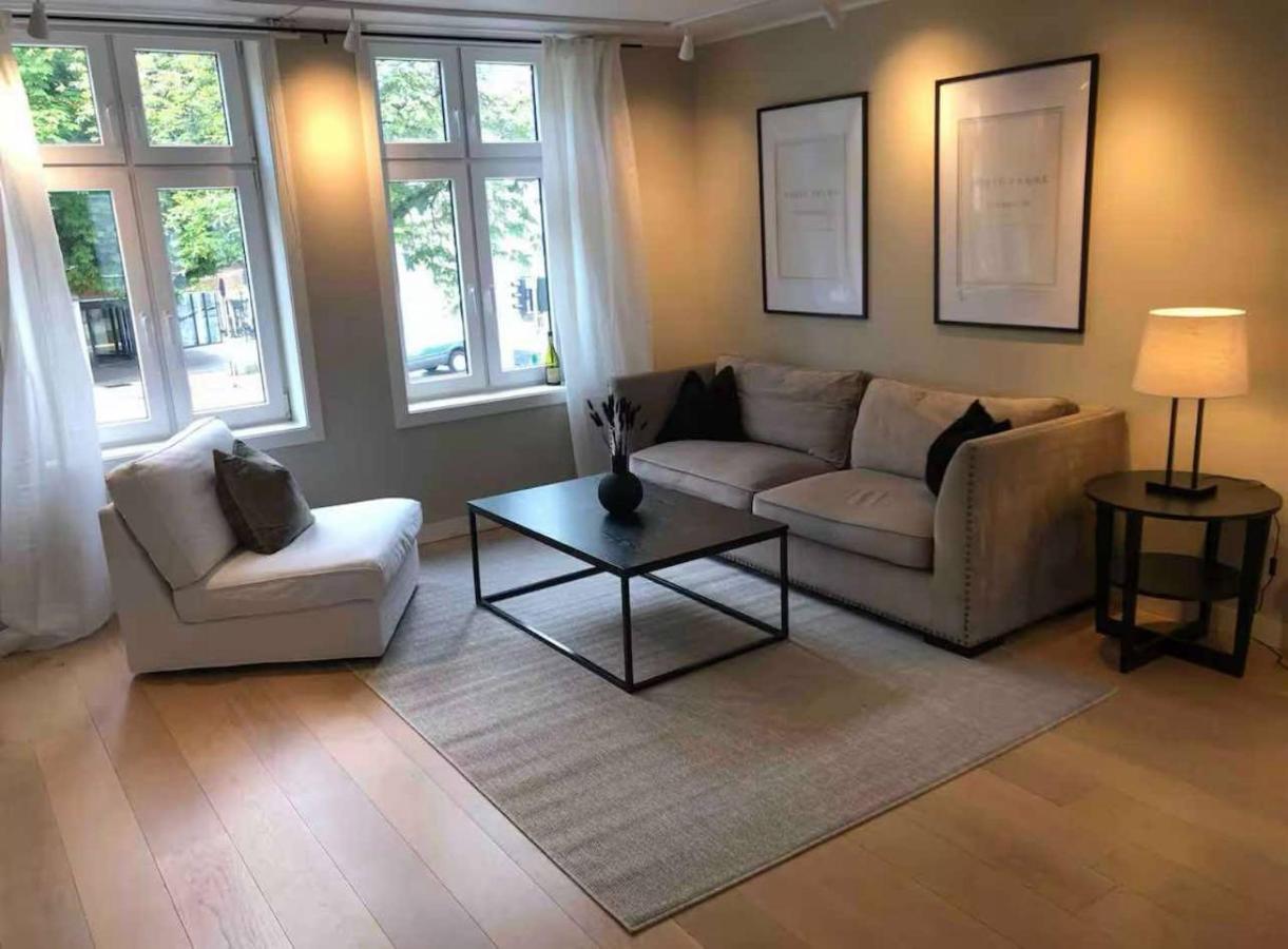 Moderne Leilighet midt i Bykjernen - B&B
