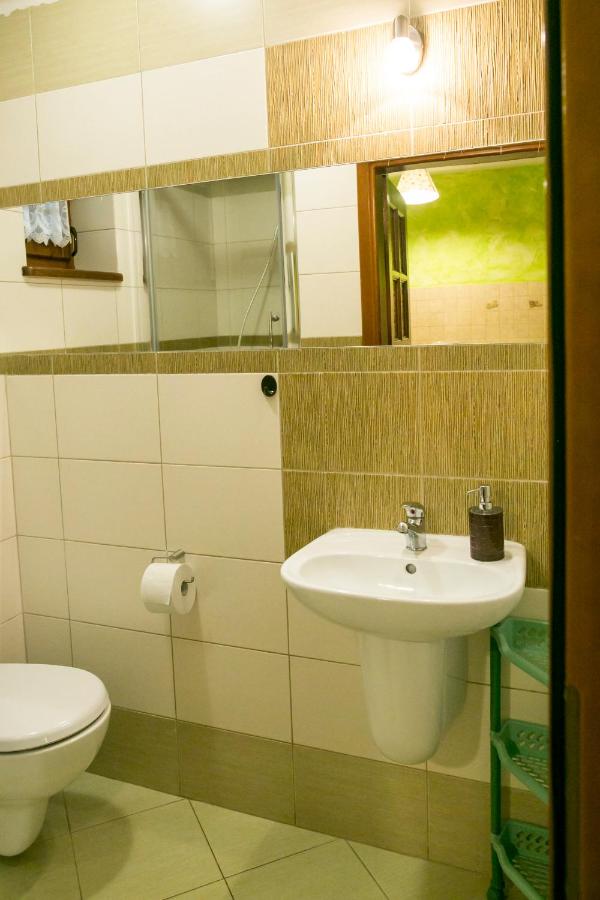 Triple Room with Private Bathroom