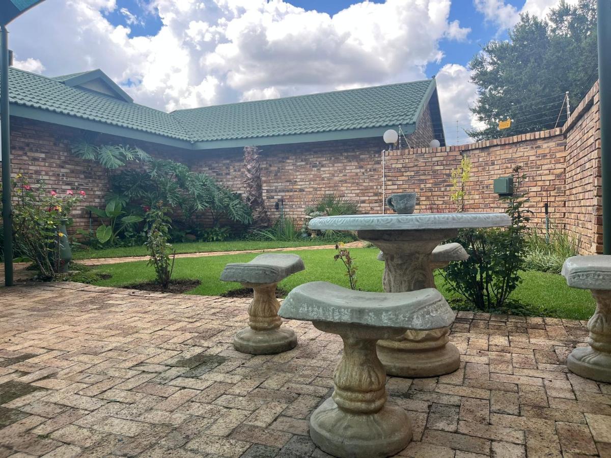Rossini Rest - B&B Potchefstroom