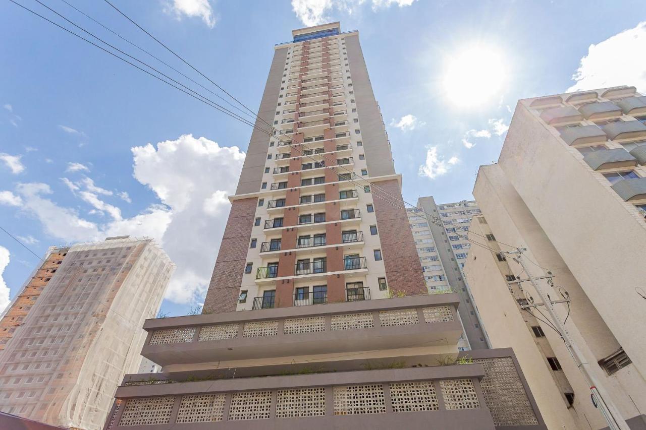 Apartamentos para 5 pessoas com Piscina e Academia no Centro - Ferienwohnung Curitiba
