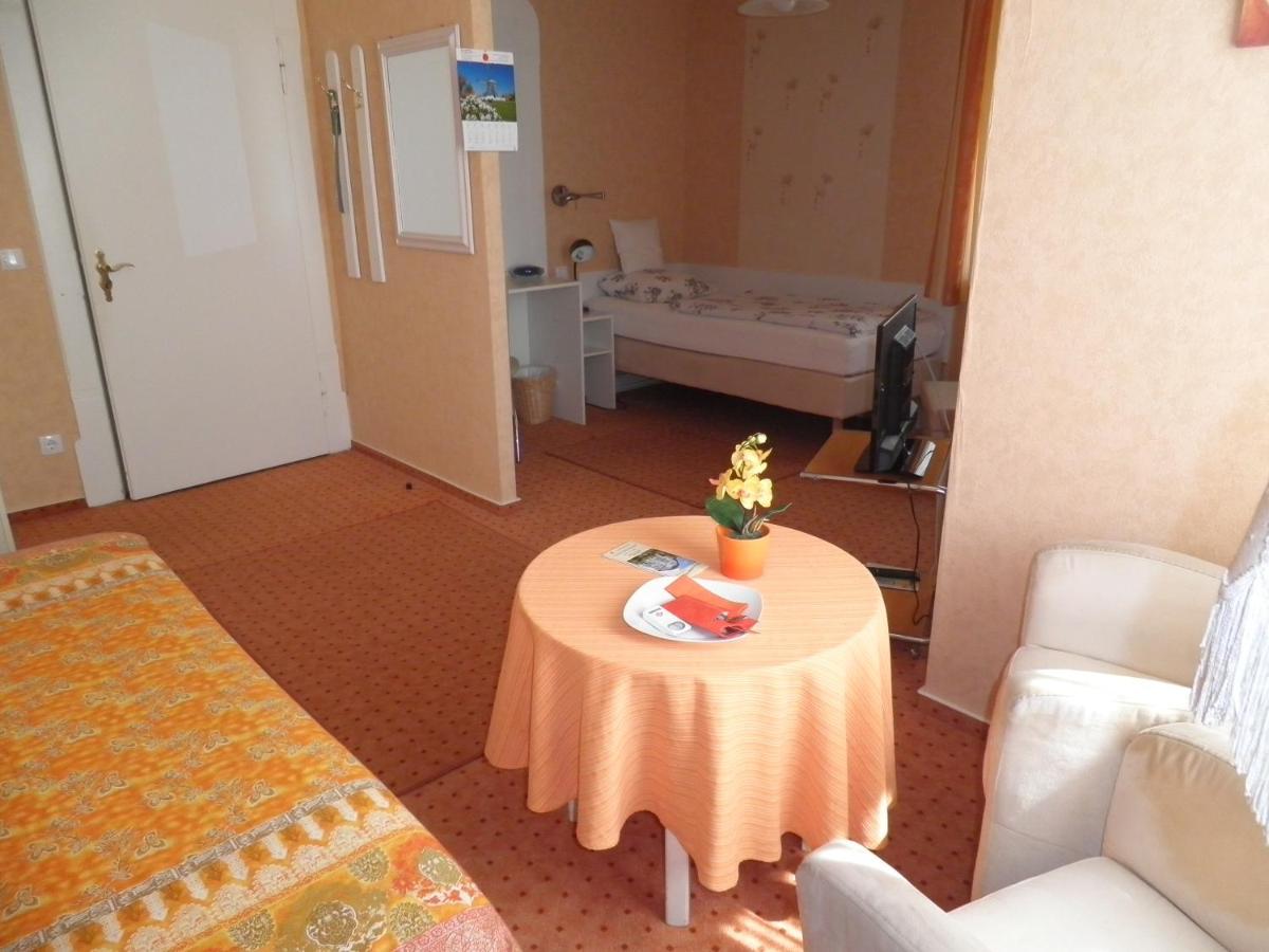 Large Single Room