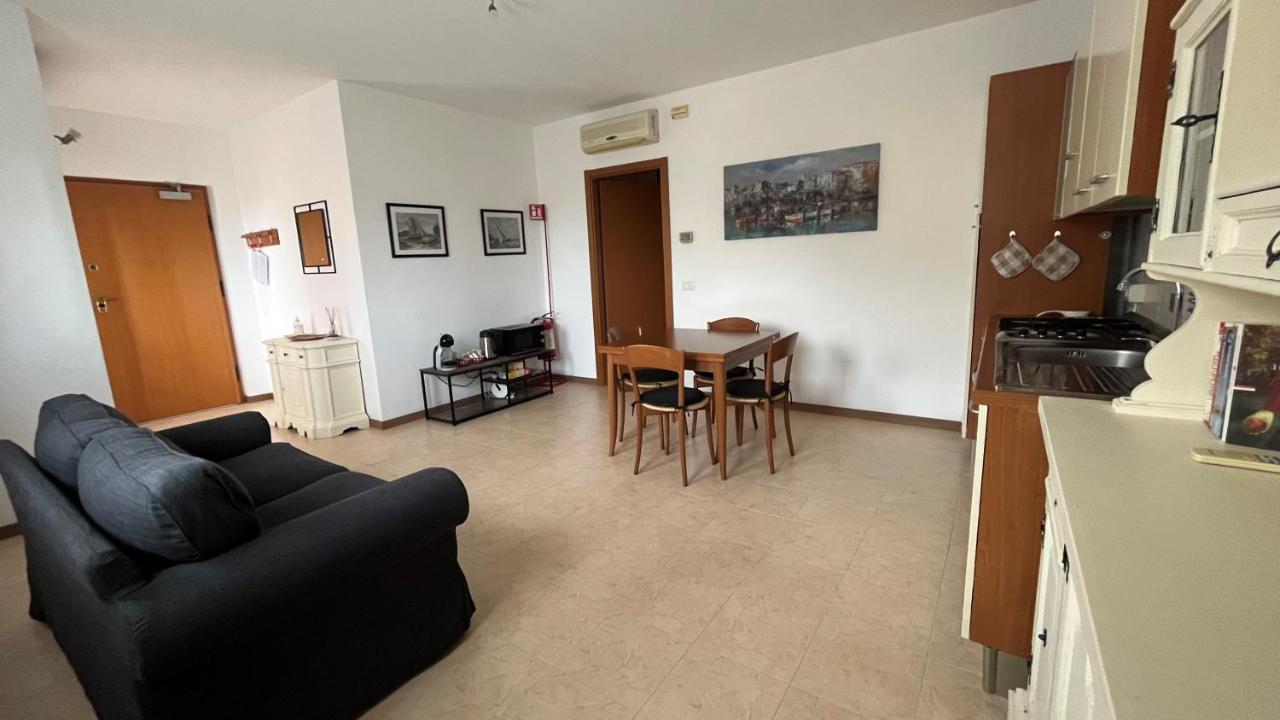 Pitagora Apartment - Ferienwohnung