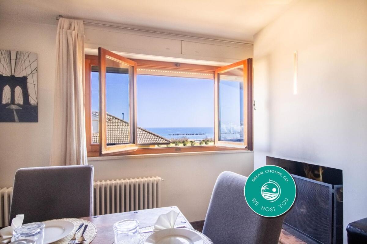 Window on the Sea Wi-Fi AC Parking - B&B Lido di Fermo