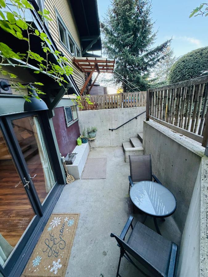 Southeast Portland Parkside Gem on Mount Tabor - B&B Portland