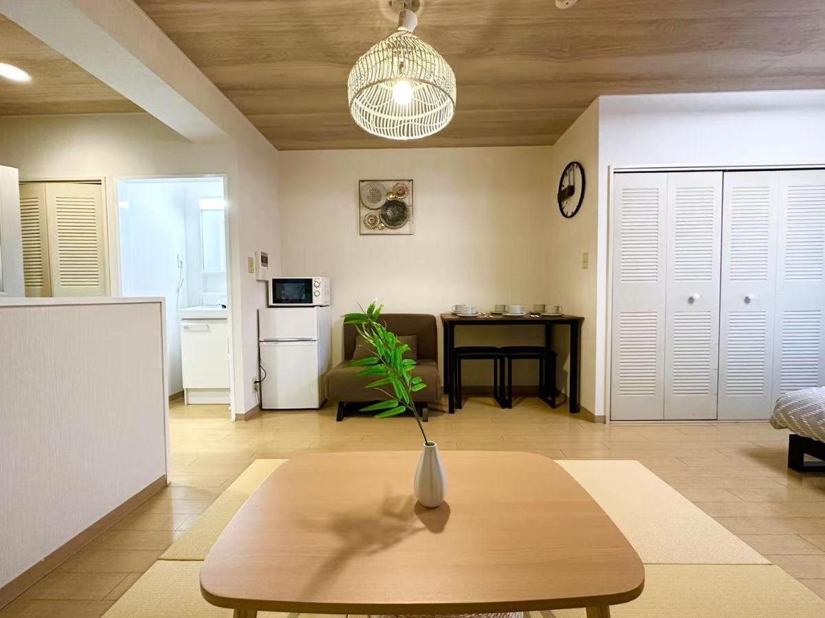 Apartment mit Balkon