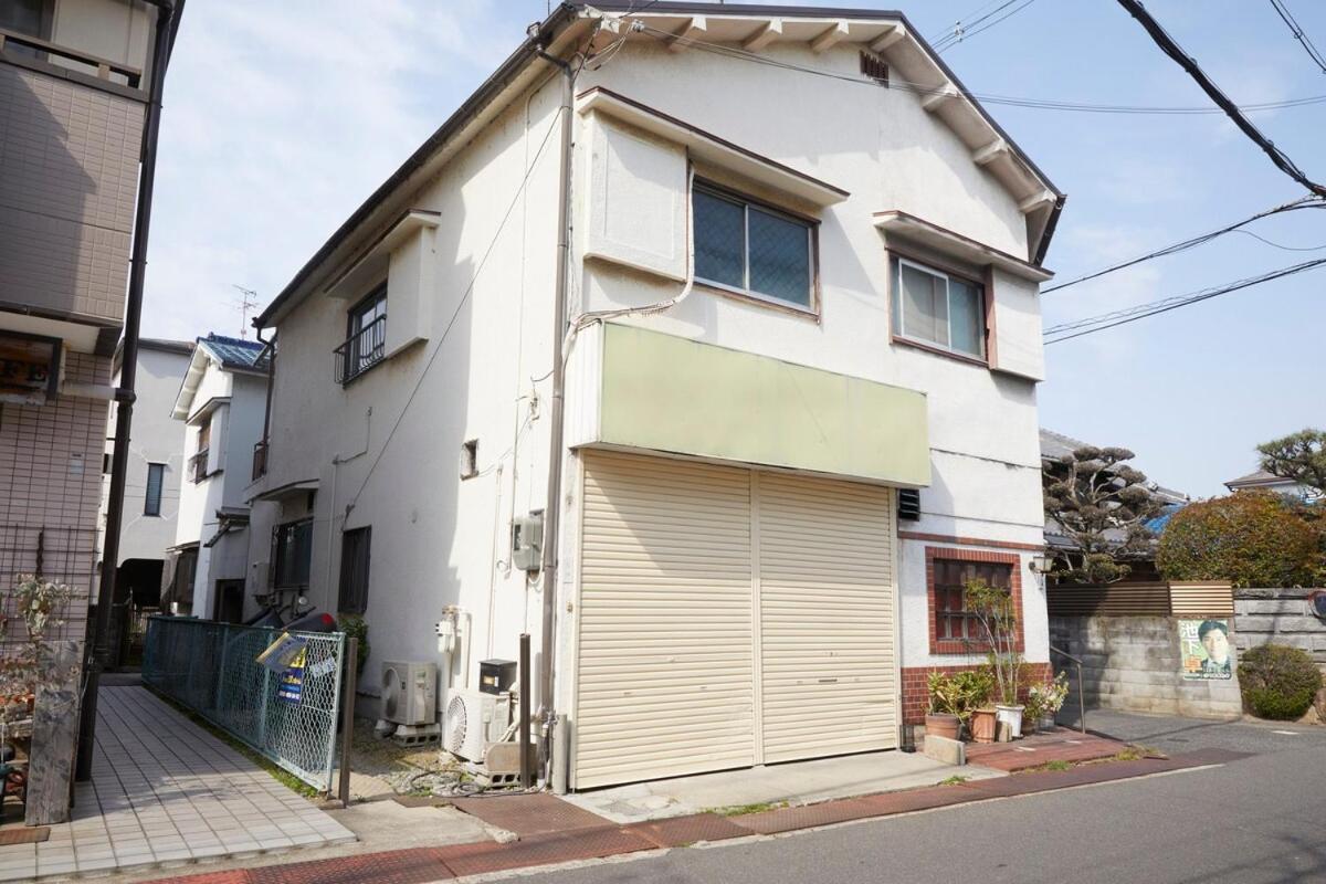 A cozy home between Osaka and Kyoto -UNiCO- - B&B