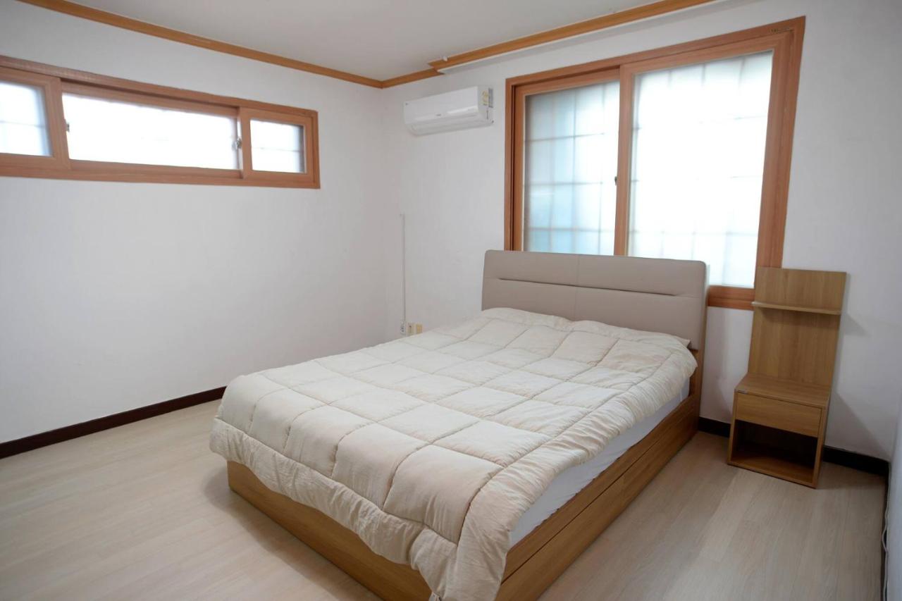 강릉 안목해변 2층 주택 - B&B