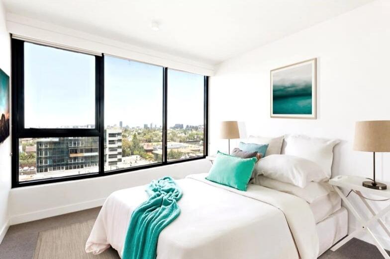 Two-Bedroom Deluxe Apartment with Balcony