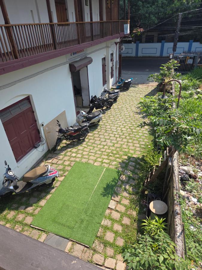 Kowdi House - A Heritage Homestay - Bed and Breakfast