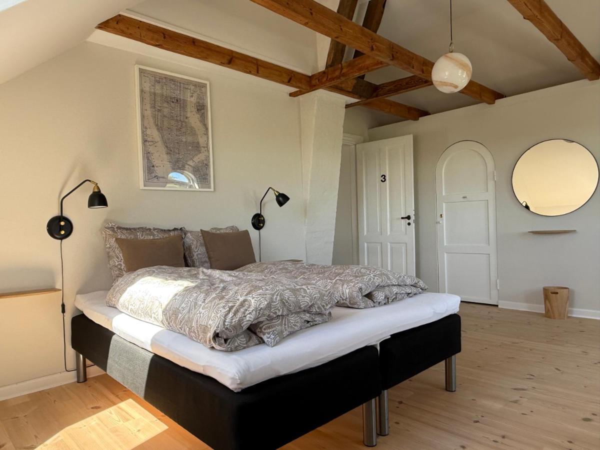 Tweepersoonskamer met Gedeelde Badkamer