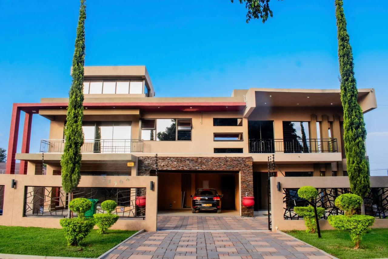 Escapade Lux Guesthouse - B&B