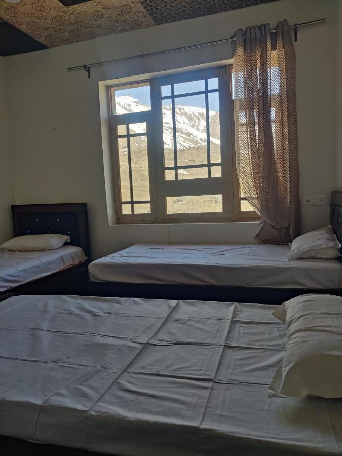 Quadruple Room with Mountain View