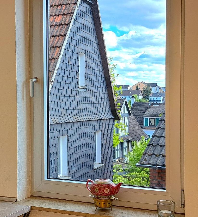 Art & Living I Ferienhaus im Speckgürtel von Frankfurt I Messe - B&B