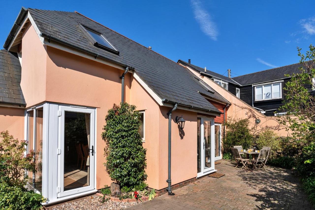 Finest Retreats - Cherry Tree Cottage - B&B Bovey Tracey