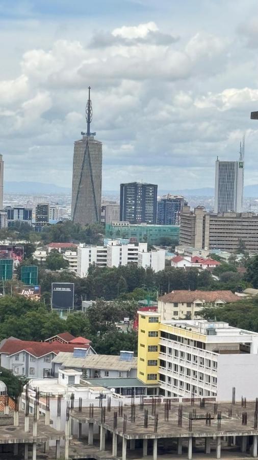 Modern 1BR in Kilimani WIFI,Netflix,Free Parking - B&B