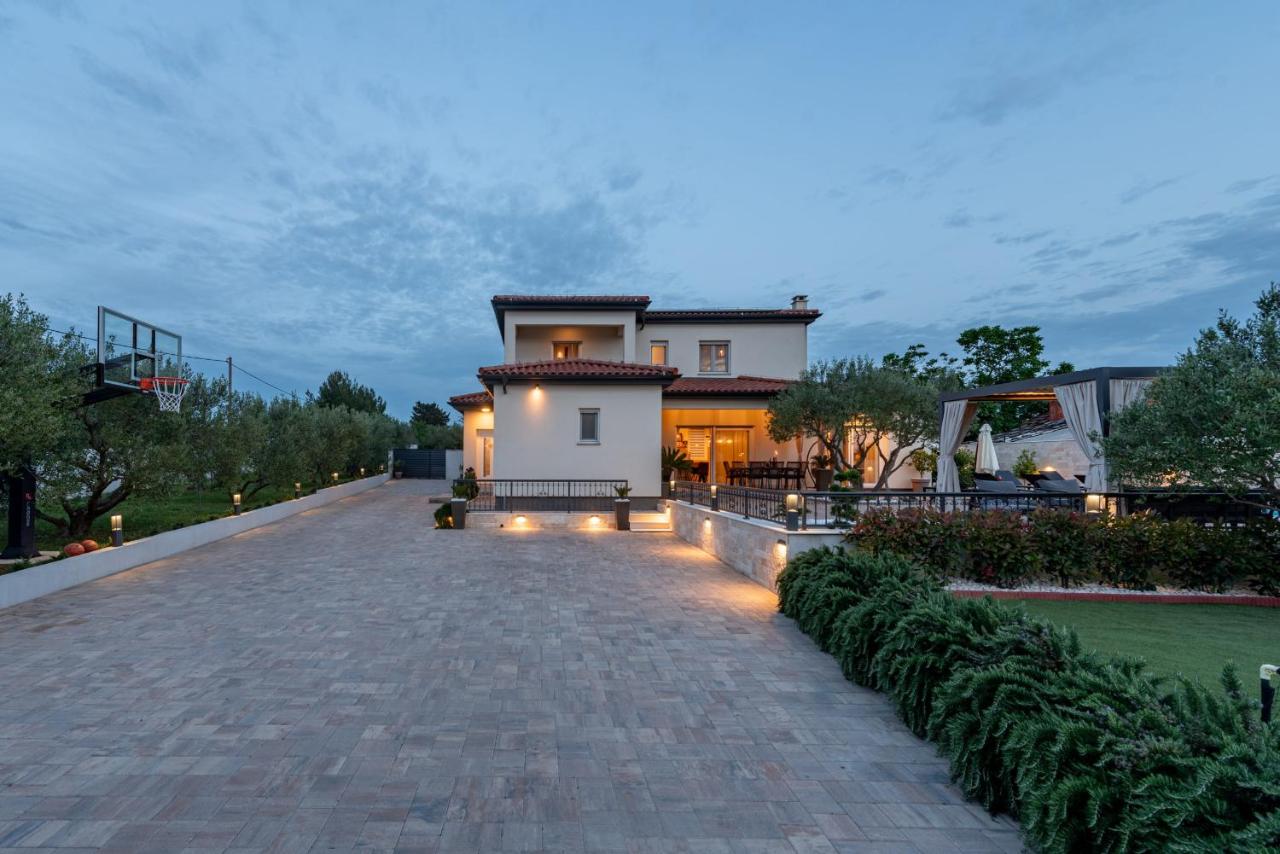 Villa La Aurora ZadarVillas - Bed and Breakfast