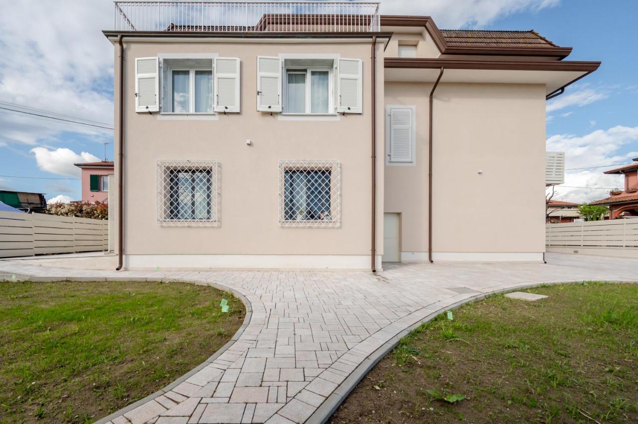 GuestHost - Mare Monti Apartments 4-7 - B&B