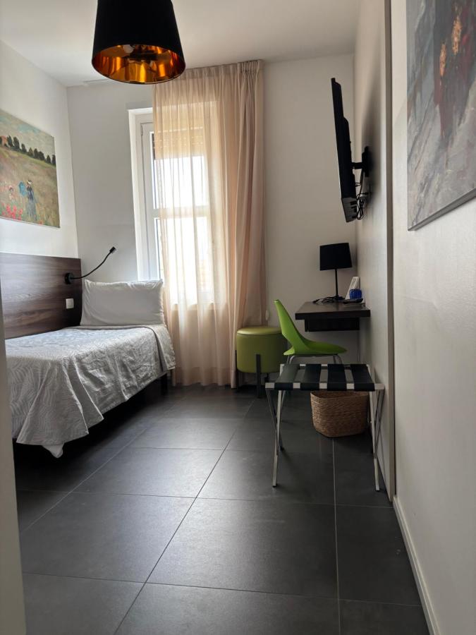 Deluxe Single Room