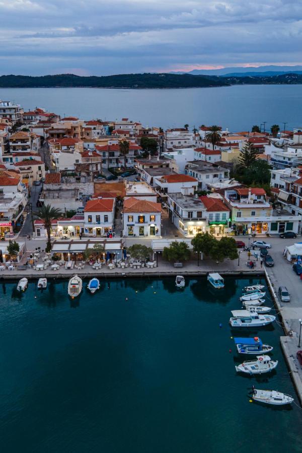 Andy Port House with Seaview by Goutos Properties - B&B Ermióni