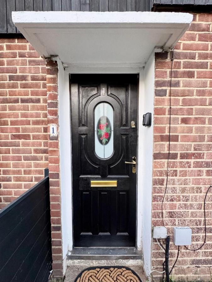 2 Bed Flat - Tottenham Hotspur Stadium - B&B