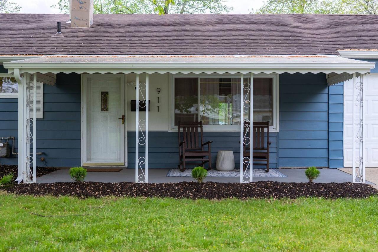 3 Bed-Game Room-Fully Fenced Yard-Dogs OK-Firepit - B&B Loveland
