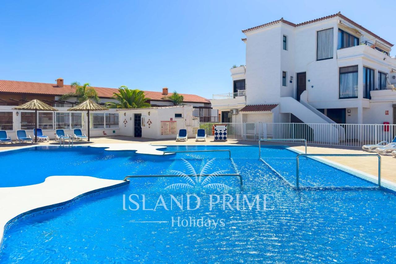 Golf Views Terrace with Heated Pool AR115 - Ferienwohnung