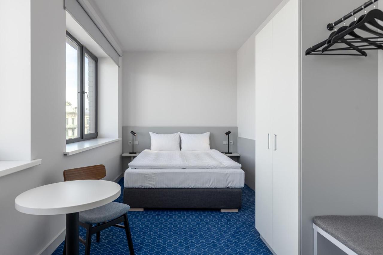Roze Kurmajas Hotel