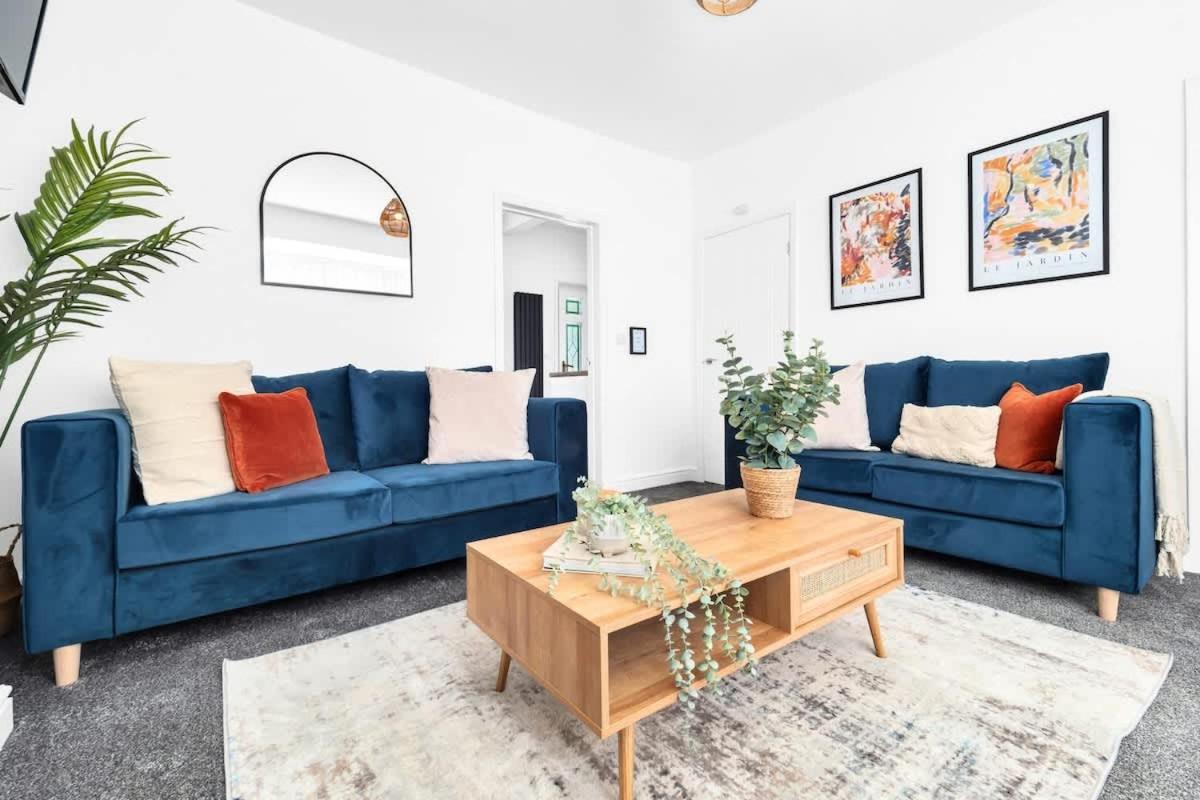 NEW Stanley House - Stunning 2 Bedroom House - Chambres d’hôtes
