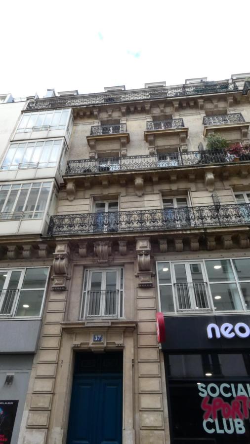 Beautiful parisian loft style in the heart of Paris - B&B