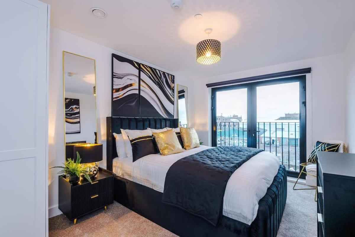 Prestige Point - Liverpool Flat with Free Parking - B&B