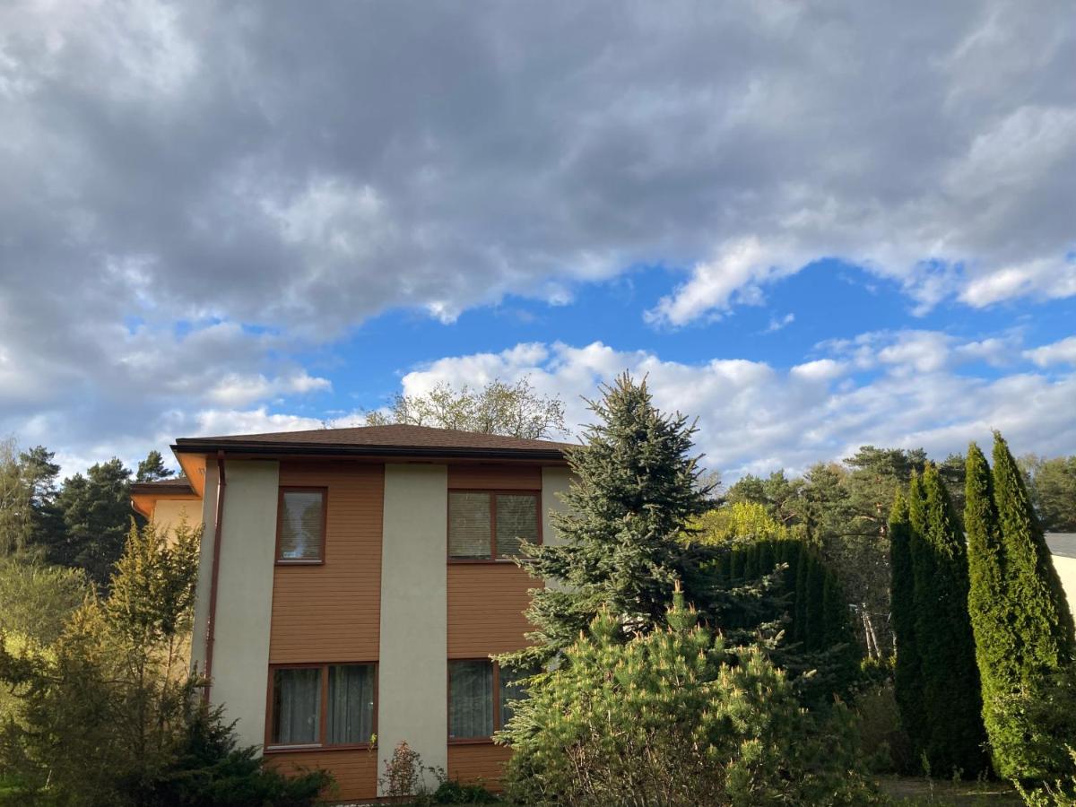 Lovely Seaside Villa 100m from the beach - B&B Jūrmala