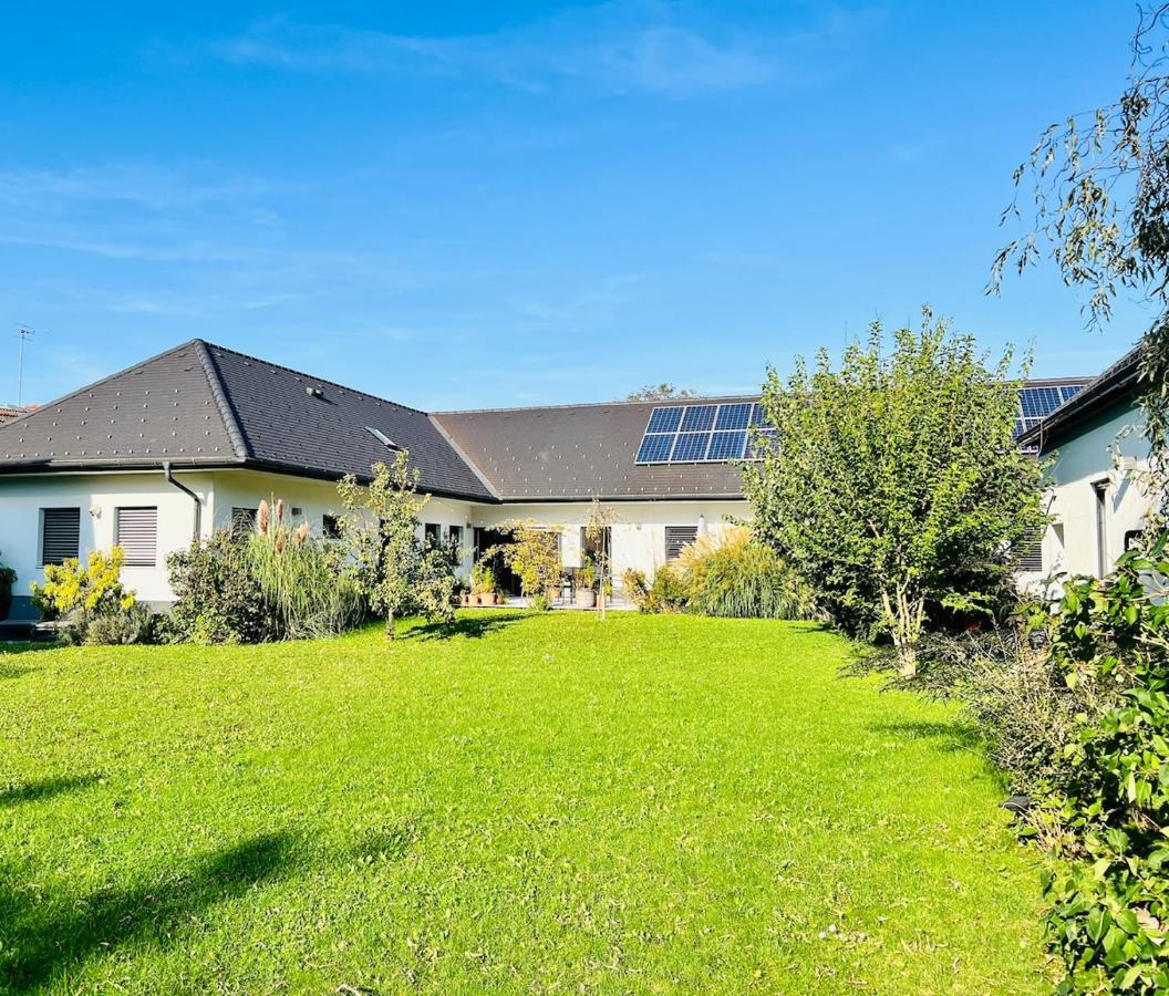 Retz Garden Loft - Bed and Breakfast Retz