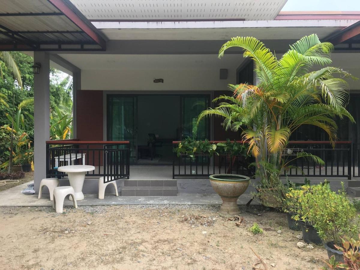Friendly House 1 - B&B Ban Maduea Wan