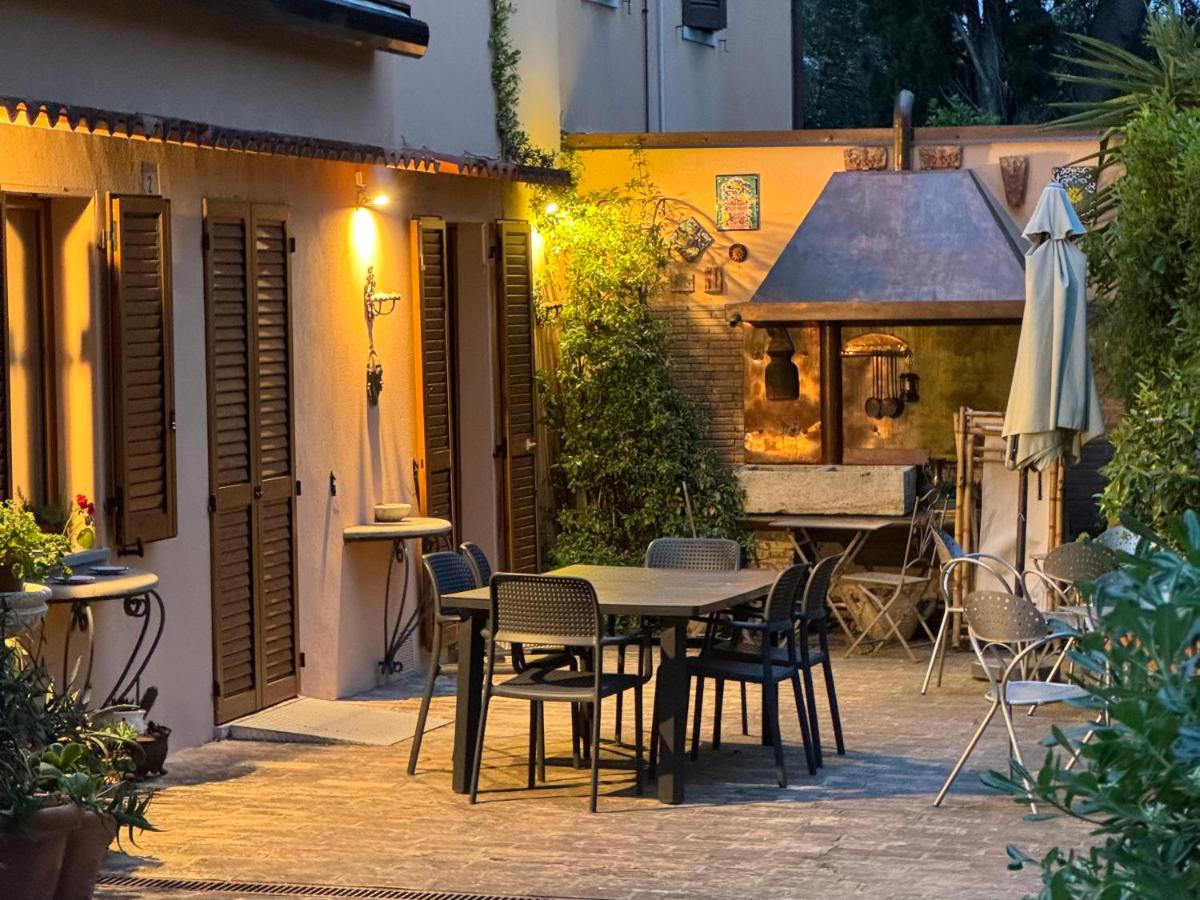 Il podere degli ulivi - Bed and Breakfast Santa Veneranda