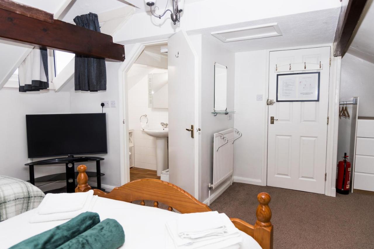 Family Room (4 Adults)