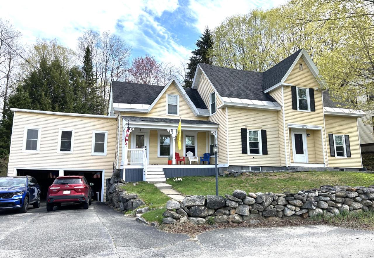 Main Street Retreat in Sunapee - B&B Sunapee
