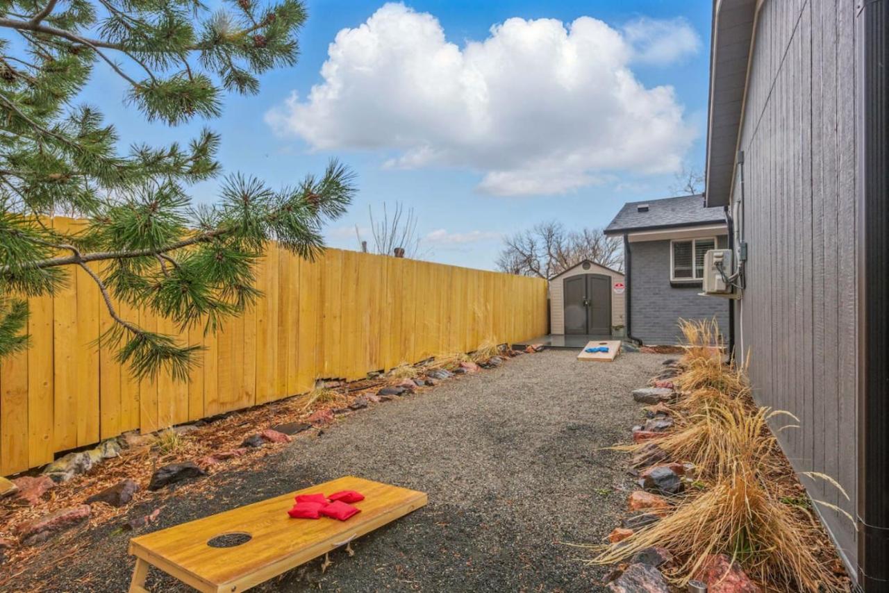 Projector Nights And Park Delights Designer Reno - Ferienwohnung Arvada