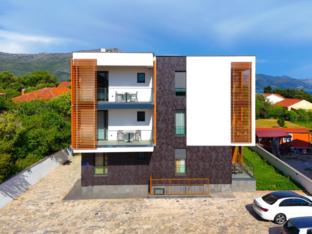 Cameleon Orebic- Beachfront Apartments - Bed and Breakfast